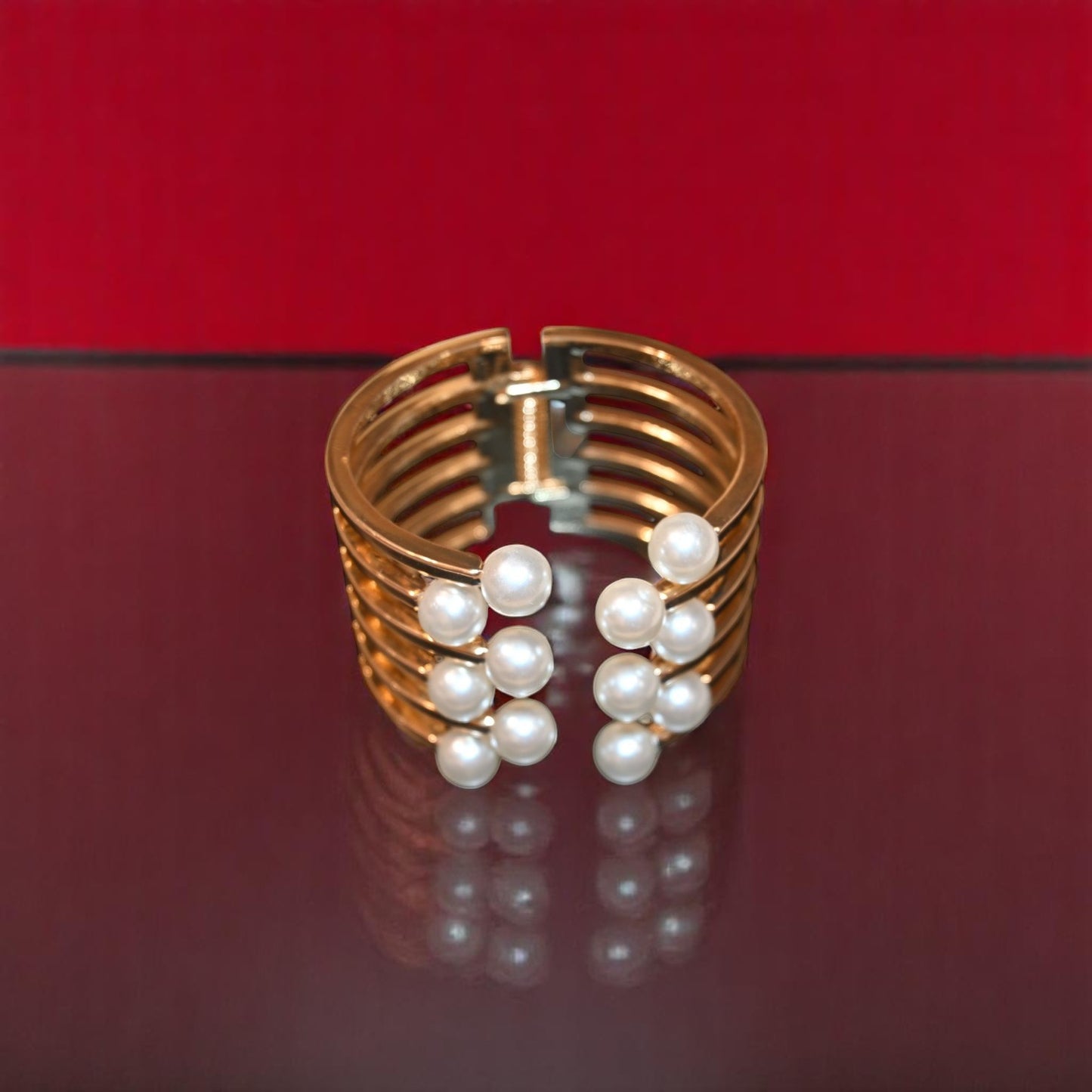 Synthetic Pearl Bracelet