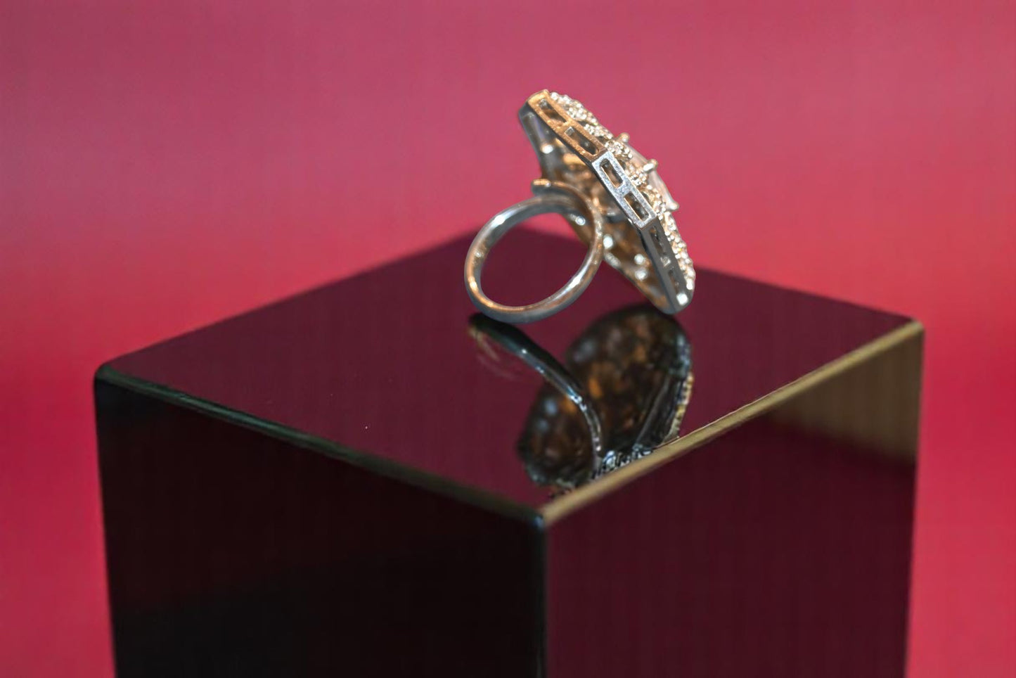 92.5 Silver Zircon White Gemstone Ring for Her
