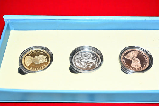 Victoria George Banyan Tree, Tri Color, Round Shape, Set of 3 Coins (2.5gm each), Peacock Box, 999 Purity Silver Coin