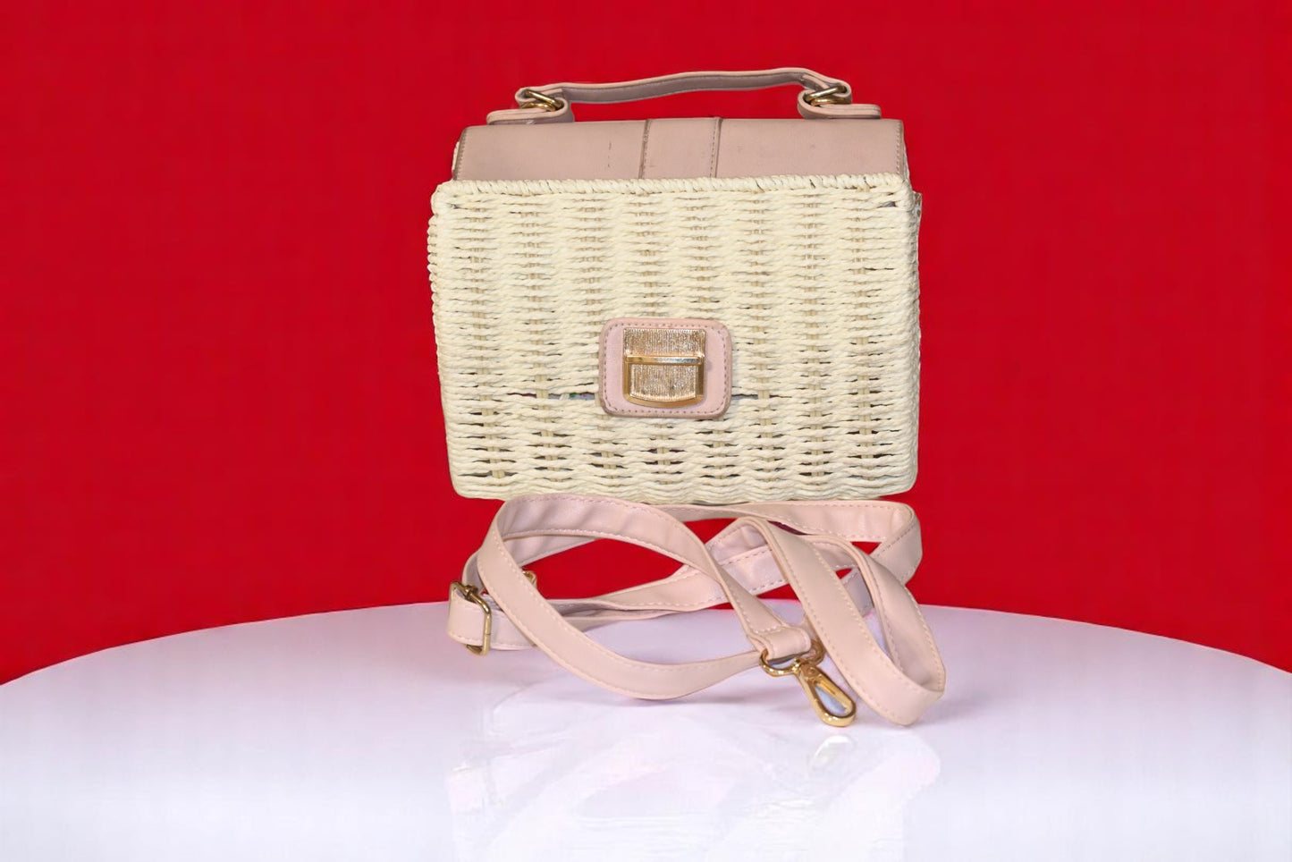 Bamboo Light Pink Leather Bag with Sling