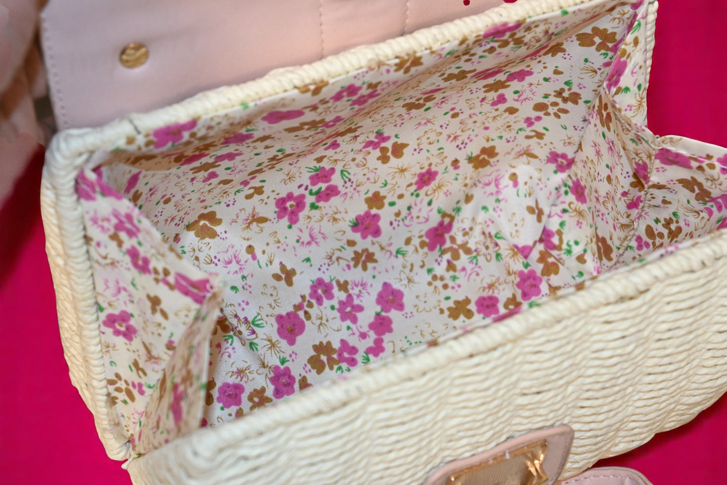 Bamboo Light Pink Leather Bag with Sling