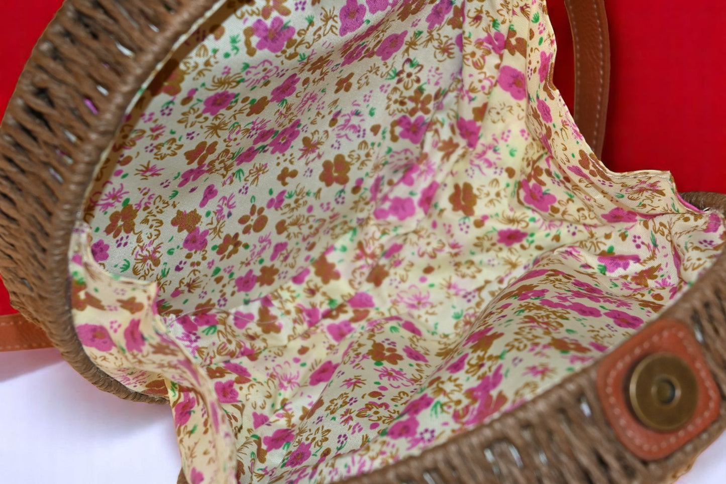 Bamboo Off White Flower Round Sling Bag