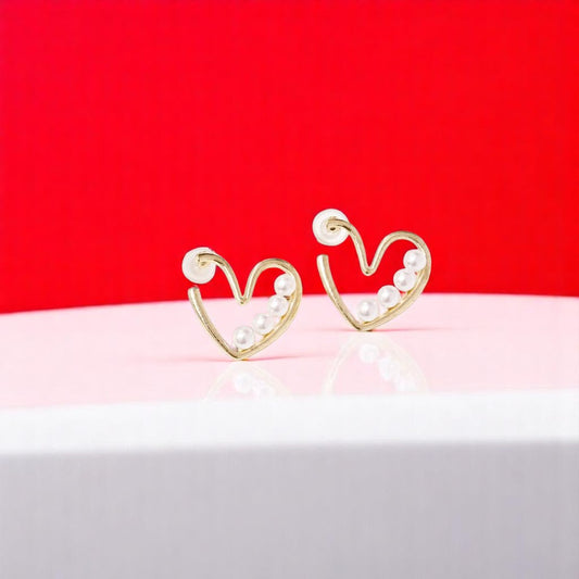 Synthetic Pearl Heart Studs