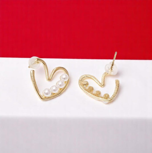Synthetic Pearl Heart Studs