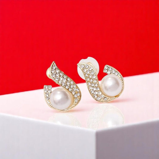Synthetic Pearl Zircon Studs