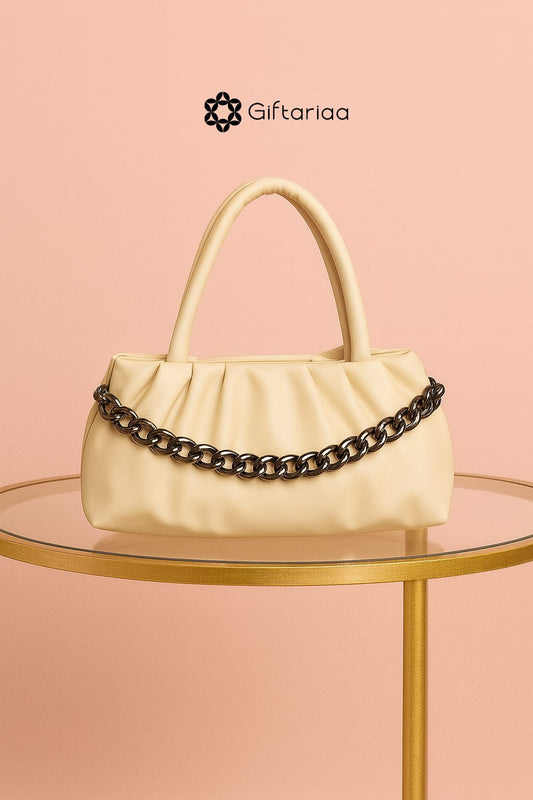 White leather handbag with sling