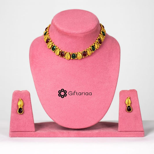 Gold plated ruby and panna leaf necklace set