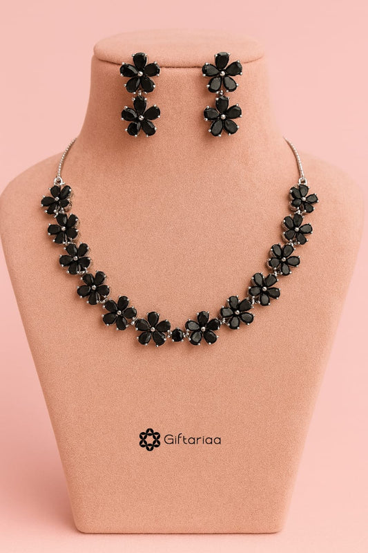 Black floral necklace set